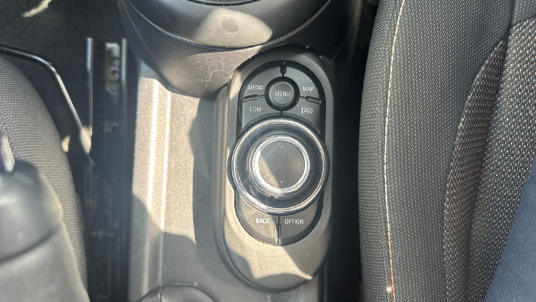 MINI Hatchback 1.5 Cooper Classic II 5dr Auto Petrol Hatchback